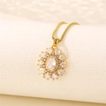 Goldene Sonnenblumen-Halskette mit ovalem Zirkonia-Anhänger und feiner Box-Kette - Box Kette / Gold