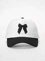 Gorra de béisbol clásica en blanco y negro con bordado de lazo y correa ajustable - Talla única / Empalme Blanco y Negro
