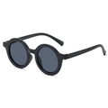Classic round frame kids sunglasses in matte black with dark grey anti-UV lenses - Black Frame
