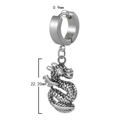 Dettaglio orecchino a drago argento che mostra la lunghezza 22,20mm e lo spessore pin - Drago