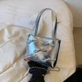 Mini borsa quadrata argento con trama plissettata e decorazioni multiple a fiocco - Argento