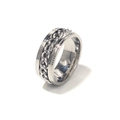 Close-up of rotatable silver stainless steel chain ring with gear-like anti-slip edges - All Steel Embossed