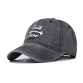 Berretto da baseball unisex in cotone grigio scuro lavato con testo Faith OVER Fear - Regolabile / Nero