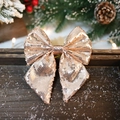 Fiocco di paillettes color oro champagne su sfondo di legno innevato per Natale - Taglia 4 (22*30cm) / Oro rosa