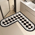 Tappeto da bagno a forma di L a scacchi neri e crema con bordo decorativo testuale - Forma L Scacchiera (Design B) / 70x70cm (Pelle Assorbente)