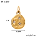 Detail view of a 1.8cm gold irregular round pendant with three inlaid sparkling stones - BP45387B4 (Clear Zirconia)