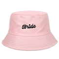 Modischer rosa Fischerhut mit schwarzer Bride-Stickerei für Hochzeitsfeiern - Verstellbar / Rosa (Bride Stickerei)