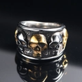 Anillo punk con relieve de calavera en acero inoxidable bicolor dorado y plateado - US 7 / Bicolor (Oro y Plata)