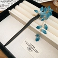 Classic Chinese wood hair pin with gradient blue petals and golden metal tassels - Gradient Blue Flower (11#) / Black & Blue