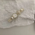 Fermaglio per capelli in velluto beige con fiore di perla e rilievo di rosa dorata - Fermaglio per capelli con fiori di perle