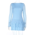 Modisches hellblaues Spitzenkleid mit langen Ärmeln, Stufenrock und Netz-Details - S / Blau