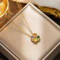 Gouden titanium stalen ketting met kleurrijke klavertje vier hanger in een doosje - Goud (597)