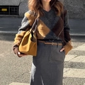 Maglione in maglia a rombi da donna con design patchwork marrone grigio e cammello - S / Grigio