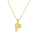 Vergoldete Edelstahlkette mit einem perlenbesetzten Anhänger des Großbuchstabens P - Buchstabe P (SP723G-P)