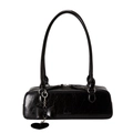 Borsa baguette in pelle verniciata increspata nera con ciondolo a cuore e fiocco - Nero