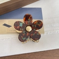 Pinza para el pelo de flor en acetato ámbar carey con detalles dorados - 3# Azul Marrón