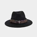 Chapeau de cowboy en feutre noir avec bande en cuir et ornement crâne de taureau argent - M (56-58cm) / Style 15-Bande de Relief de Crâne de Boeuf Vintage (AL-BNM9)