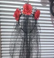 Cerchietto di Halloween con rose rosse, teschi a rete e lungo velo di pizzo nero decorato - Stile 9 Rose Rosse Teschio Bianco Velo in Rete Nera