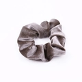 Chouchou élégant en velours taupe pour femme avec tissu élastique et texture douce en peluche - Kaki
