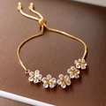 Detail of adjustable gold-plated star flower bracelet with sparkling cubic zirconia - Golden Zirconia Star Flower Bracelet(32#)