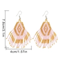 Rosa und goldene Boho-Perlenohrringe mit geometrischem Muster und feinen Quasten, 7,8cm - Zartrosa/Gold