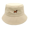 Gedetailleerd borduursel van een puppy op een beige katoenen vissershoed met stiksellijnen - M (56-58cm) / Khaki