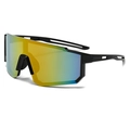 Cycling sunglasses with colorful mirrored lenses and black ventilated frame for sports - One-piece Sports Style (89377) / Black Frame Red Mirrored Lens