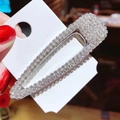 Elegante fermaglio per capelli con file di strass bianchi su base in lega metallica - Clip a becco d'anatra da 8cm / Argento