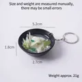 Porte-clés miniature de soupe miso japonaise avec légumes dans un bol noir - Soupe de Seiche et Pousses de Haricots - Porte-clés