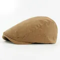 Gorra plana clásica de pana caqui para hombre con textura de pana vintage - Caqui