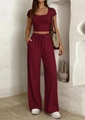 Détail du tissu en maille côtelée bordeaux sur un ensemble haut court et pantalon large - S / Haut Et Bas / Bordeaux