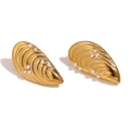 Orecchini a conchiglia dorati con perle bianche e finitura in acciaio inossidabile - Orecchini a lobo con perla e cozza (E7548) / Oro