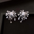 Silver starburst earrings with white pearls and zircons on a black jewelry box - 57# Pearl Star Silver (57# Silver Pin-Silver-Firework)