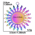 Colgante sol iridiscente estilo vintage con bisel de 1,5 cm y medidas detalladas - Arco iris