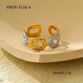 Dettaglio dell'anello a catena bicolore con larghezza 0,7 cm e peso di 1,9 g - Catena Patchwork Bicolore Oro Argento