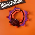 Gebreide Halloween-halsband voor huisdieren met paars en oranje garen en een spin - Zwarte Spin Pompon Halsband