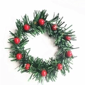 Rond de serviette de Noël avec aiguilles de pin vertes et baies rouges pour table - Anneau de vigne d'aiguille de pin 12CM 10 baies
