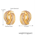 Verdrehte hohle 18k vergoldete Titanohrringe mit funkelnden Kristallen für Damen - Gold
