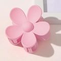 Matte pink daisy flower hair claw clip for women in a cute minimalist Korean design - Pink
