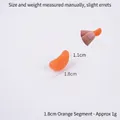 Realistisches PVC Orangenstück Miniaturmodell in leuchtendem Orange für DIY - 1,8 cm Mittlere Orangerote Pampelmusen-Sektion