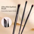 Flat angled eyeliner brush A102 with ultra-thin synthetic bristles for precise makeup - A101+A102+A103 3pcs Makeup Brush Set