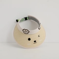 Dettaglio di cappello di paglia per bambini con ricami e decorazioni a zampa di gatto - 52cm / Beige