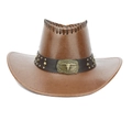 Nahaufnahme des braunen Cowboyhuts mit Bullenschädel und goldenen Nietendetails - Stil 2 / Hellbraun