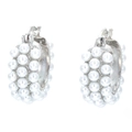 Orecchini a cerchio in argento con tre file di perle finte bianche e lucide eleganti - Oro Bianco