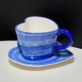 Juego de taza de café y plato de cerámica con forma de corazón a rayas azules y blancas - 280ml / Azul