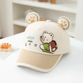 Dettaglio cappellino bambino con orecchie da orso 3D e stampa grafica orsetto cartoon - 52cm (2-5 Anni) / Bianco Sporco
