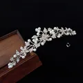 Corona da principessa in lega d'argento con perle e strass, 14cm x 2,5cm - Argento Perlato