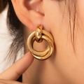 Minimalist C-shaped gold hoop earrings with intertwined polished and frosted textures - Gold Matte Intertwined Style (BJGE0705)
