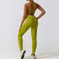 Ensemble de sport vert avocat avec brassière croisée et legging taille haute - S / Soutien-gorge Et Culotte Vert Matcha