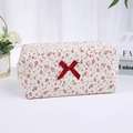 Trousse à maquillage florale avec motifs de fleurs rouges et un nœud rouge sur toile beige - Rose Rouge